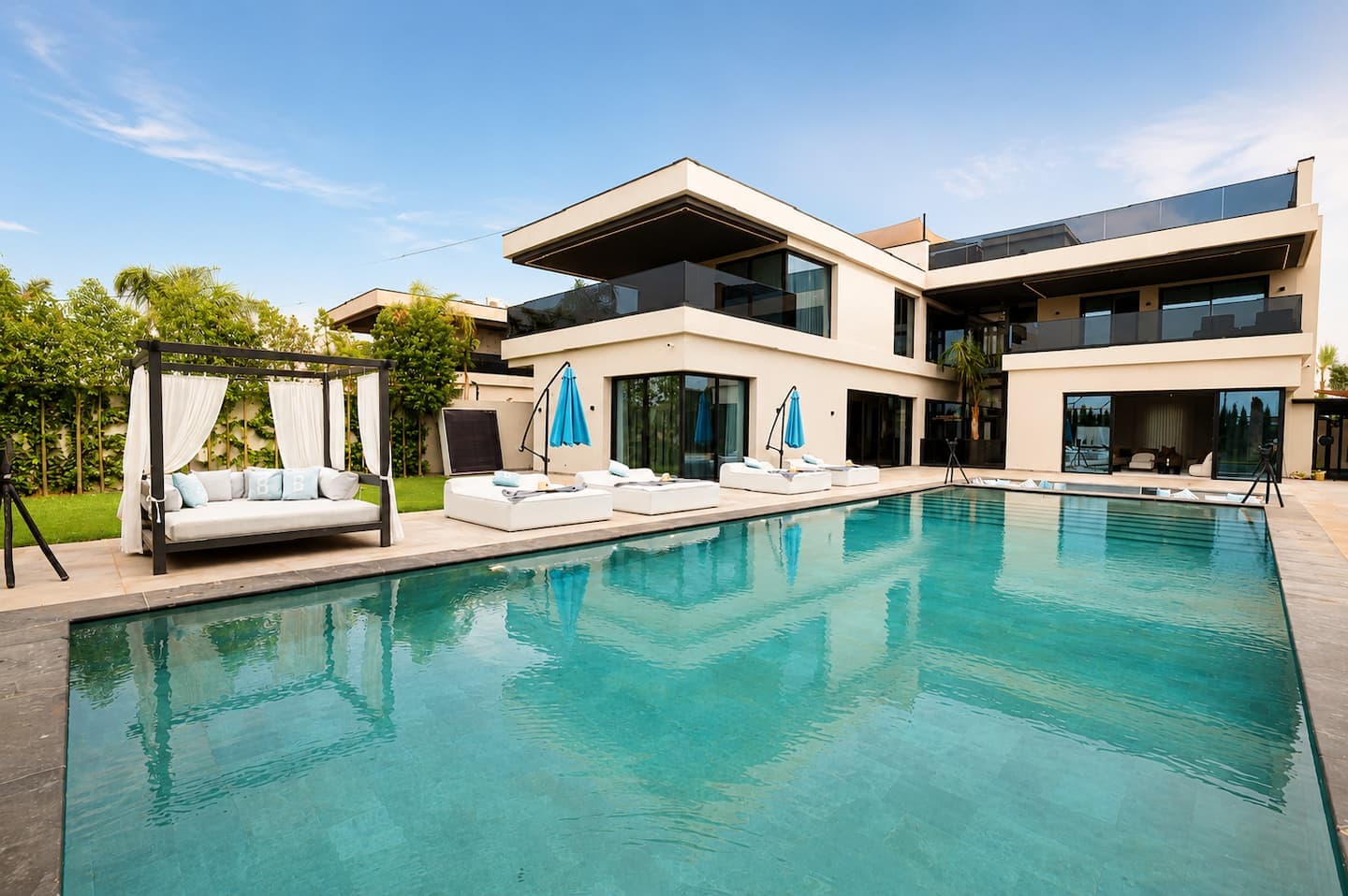 Villa Atlas — vue panoramique et piscine